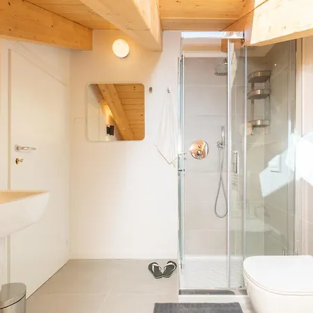 Hotiday Frattini Apartmanhotel Milánó