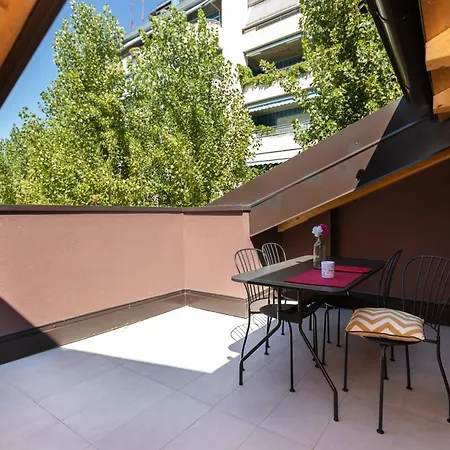 Apartmanhotel Hotiday Frattini Milánó