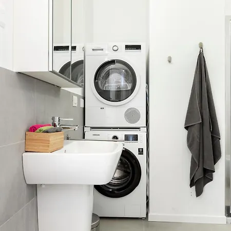 Apartmanhotel Hotiday Frattini Milánó